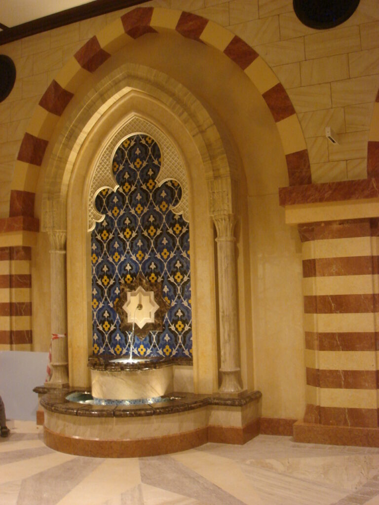 Fontaine en zellige de Marrakech